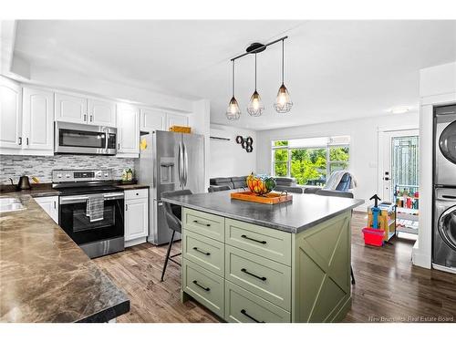 26 Chelsea Crt, Fredericton, NB 