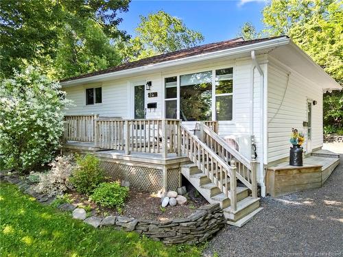 26 Chelsea Crt, Fredericton, NB 