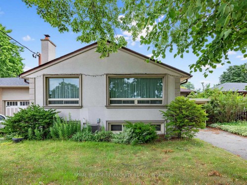 359 Renforth Drive, Toronto, ON - Outdoor
