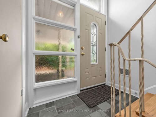 359 Renforth Drive, Toronto, ON - Indoor Photo Showing Other Room