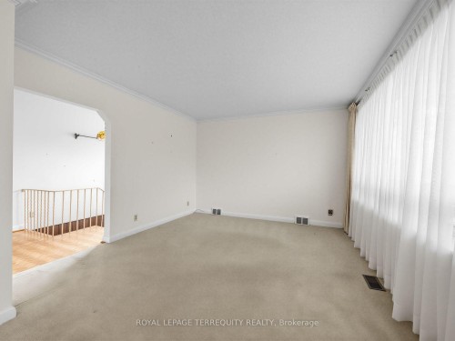 359 Renforth Drive, Toronto, ON - Indoor Photo Showing Other Room