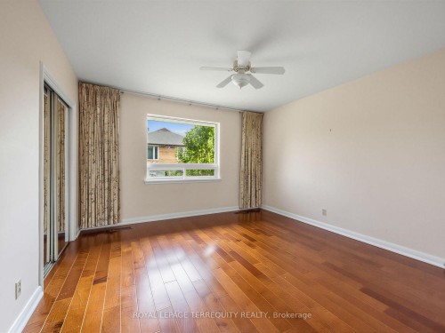 359 Renforth Drive, Toronto, ON - Indoor Photo Showing Other Room