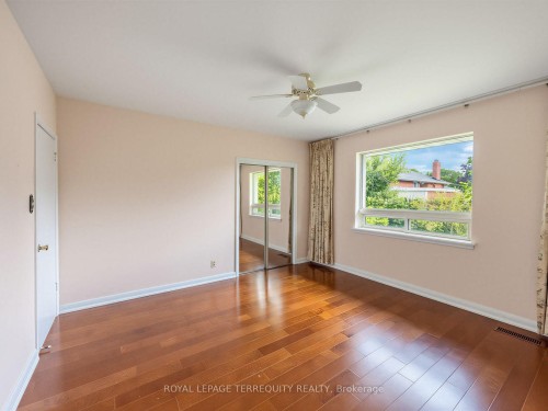 359 Renforth Drive, Toronto, ON - Indoor Photo Showing Other Room
