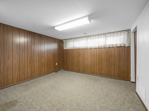 359 Renforth Drive, Toronto, ON - Indoor