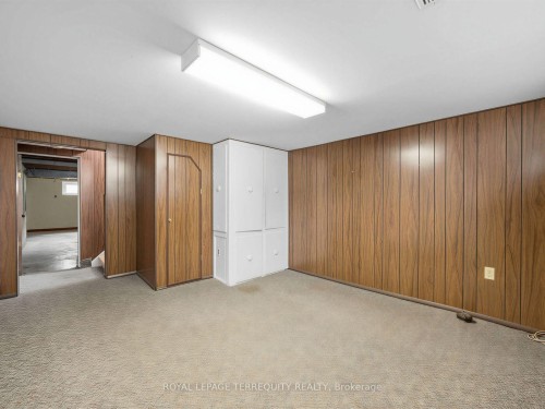 359 Renforth Drive, Toronto, ON - Indoor