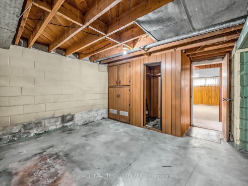 359 Renforth Drive, Toronto, ON - Indoor Photo Showing Basement