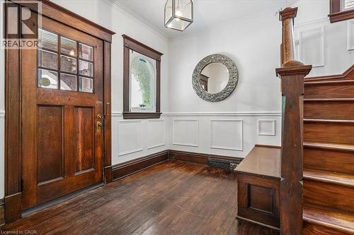 33 Saint Clair Avenue, Hamilton, ON 