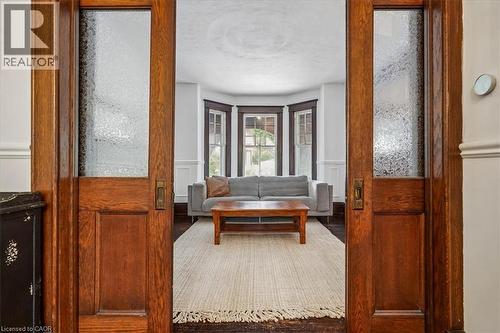 33 Saint Clair Avenue, Hamilton, ON 
