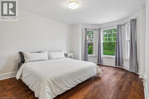 33 Saint Clair Avenue, Hamilton, ON 