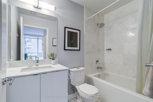 B415-60 Annie Craig Drive, Toronto, ON 