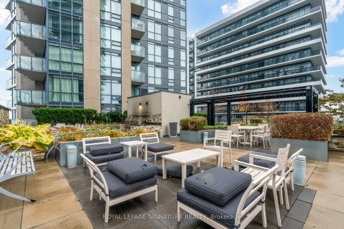 B415-60 Annie Craig Drive, Toronto, ON 