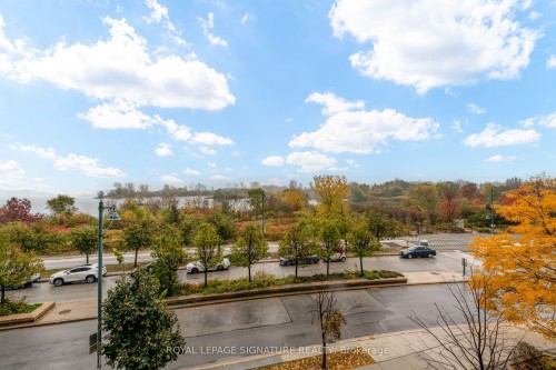 B415-60 Annie Craig Drive, Toronto, ON 