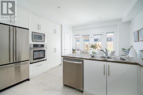 82 Woodbine Avenue, Toronto, ON 