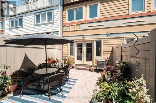 82 Woodbine Avenue, Toronto, ON 