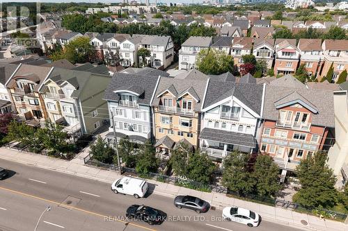 82 Woodbine Avenue, Toronto, ON 