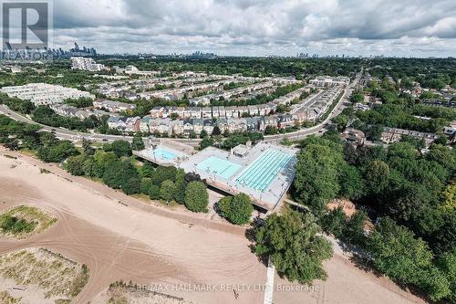 82 Woodbine Avenue, Toronto, ON 
