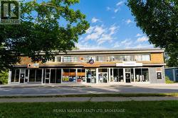 2 - 27 MAIN STREET St. Catharines (Port Dalhousie), ON L2N 4T6