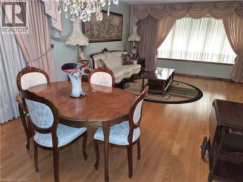 11 Fassett Avenue, Hamilton, ON - Indoor Photo Showing Dining Room