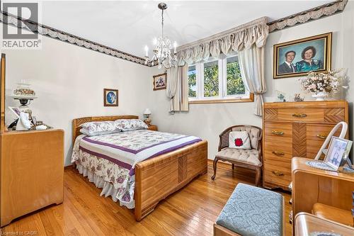 11 Fassett Avenue, Hamilton, ON - Indoor Photo Showing Bedroom
