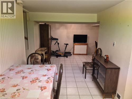 11 Fassett Avenue, Hamilton, ON - Indoor