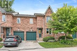 11 - 76 RIVER DRIVE Halton Hills, ON L7G 2J2