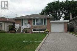 26 NIPISSING DRIVE  Toronto, ON M9B 4V5