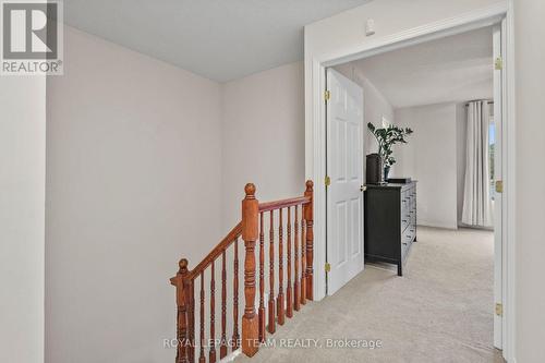 2nd level hallway. - 70 College Circle, Ottawa, ON 