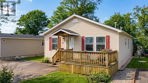 27 CHEYENNE LANE  Ashfield-Colborne-Wawanosh (Colborne), ON N7A 3Y2