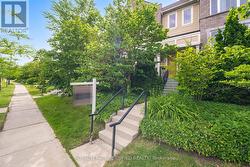 16 - 4861 HALF MOON GROVE  Mississauga, ON L5M 8C7