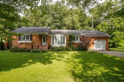 633 Rue Bell Cowansville, QC J2K 3W9