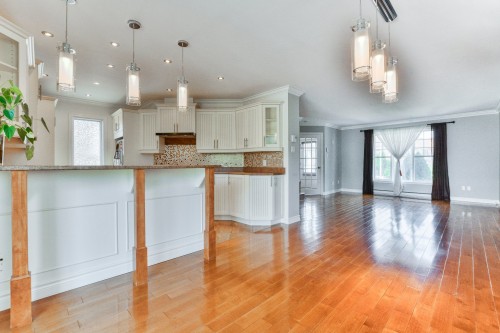 Cuisine - 15 92E Avenue E., Blainville, QC - Indoor Photo Showing Kitchen With Upgraded Kitchen