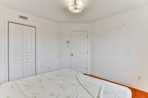 Chambre à coucher - 15 92E Avenue E., Blainville, QC - Indoor Photo Showing Bedroom