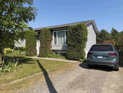 35 Terrace Heights Drive Terrace Bay, ON P0T 2W0