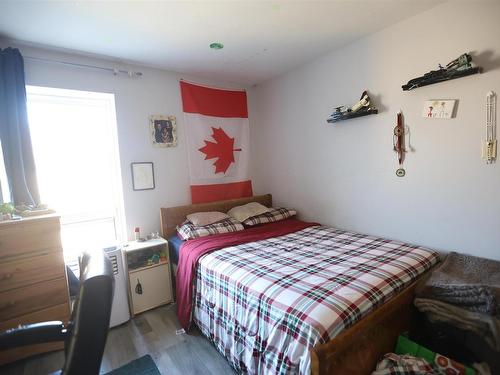 711 E Ridgeway Street E East, Thunder Bay, ON 