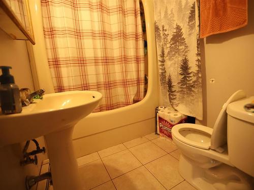 711 E Ridgeway Street E East, Thunder Bay, ON 