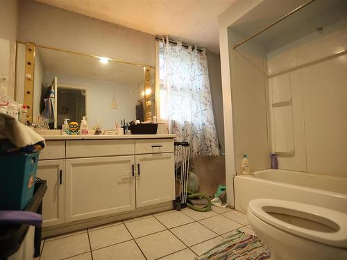 711 E Ridgeway Street E East, Thunder Bay, ON 