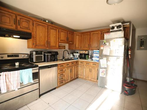711 E Ridgeway Street E East, Thunder Bay, ON 
