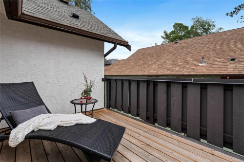 #9-977 Convent Pl, Victoria, BC 