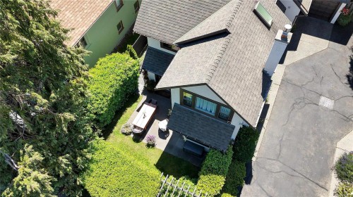 #9-977 Convent Pl, Victoria, BC 