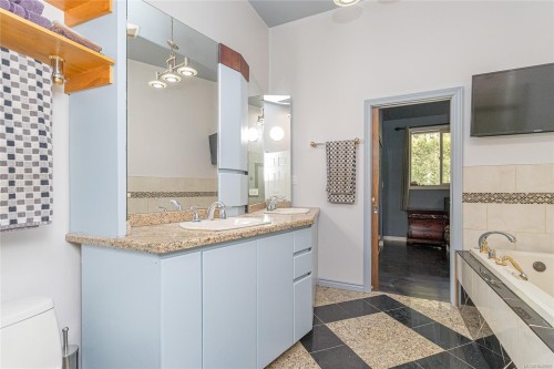 4460 Creighton Rd, Duncan, BC 