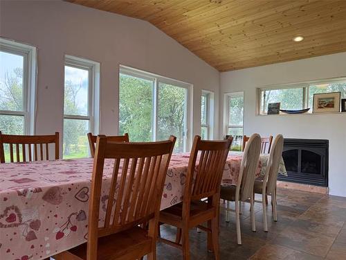 90013 6 Rd E Rd, Gunton, MB 