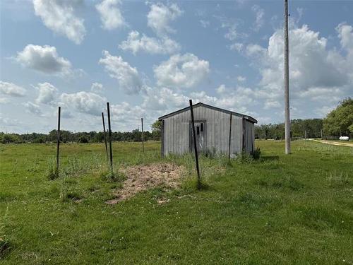 90013 6 Rd E Rd, Gunton, MB 