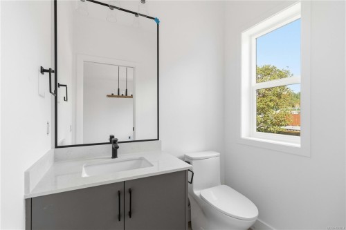 1061 Brown Rd, Langford, BC 