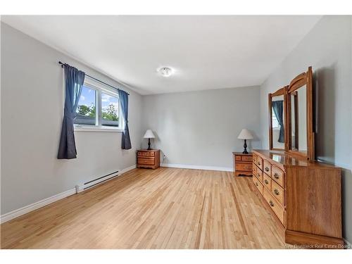 3 Downsview Ave, Moncton, NB 