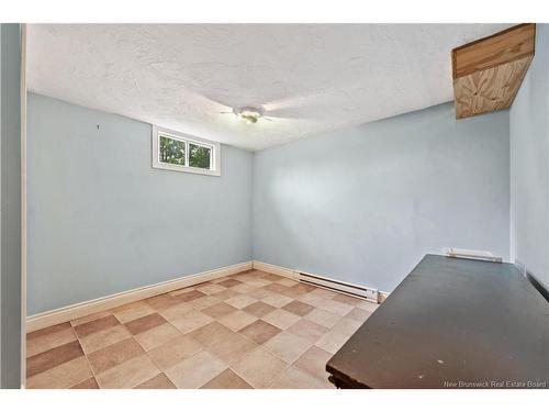 3 Downsview Ave, Moncton, NB 