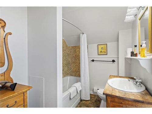 25 Tilley Rd, Gagetown, NB 