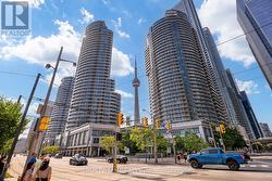 213 - 208 QUEENS QUAY W Toronto, ON M5J 2Y5