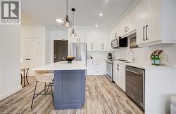Quartz counter tops - 