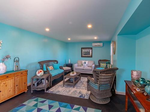 112 North Range Cross Road, Barton, NS - Indoor