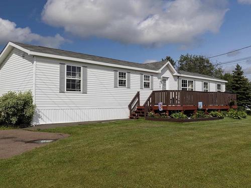 39 Rosewood Drive, Amherst, NS 